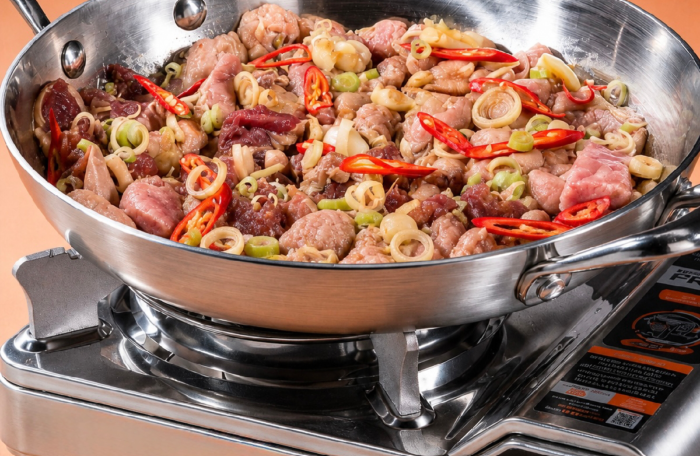 Bò nầm sốt me chảo nóng